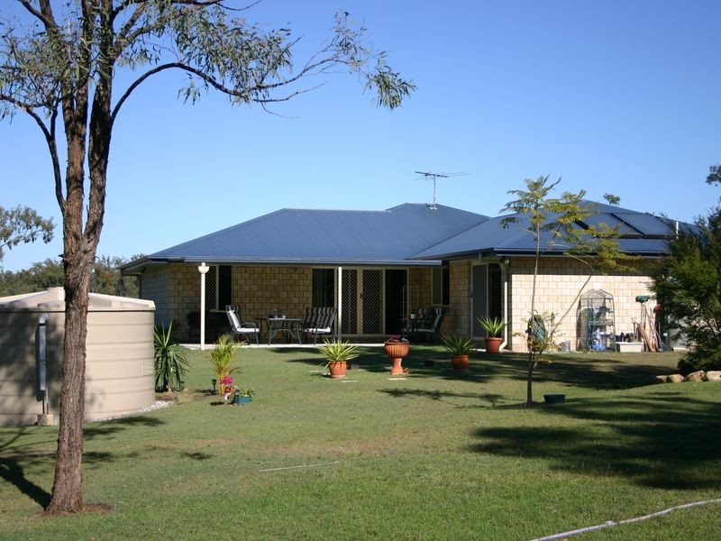 10 Senior Court, Kensington Grove QLD 4341