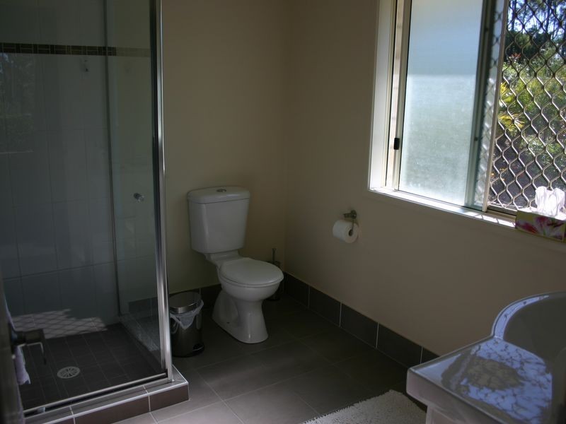 10 Senior Court, Kensington Grove QLD 4341