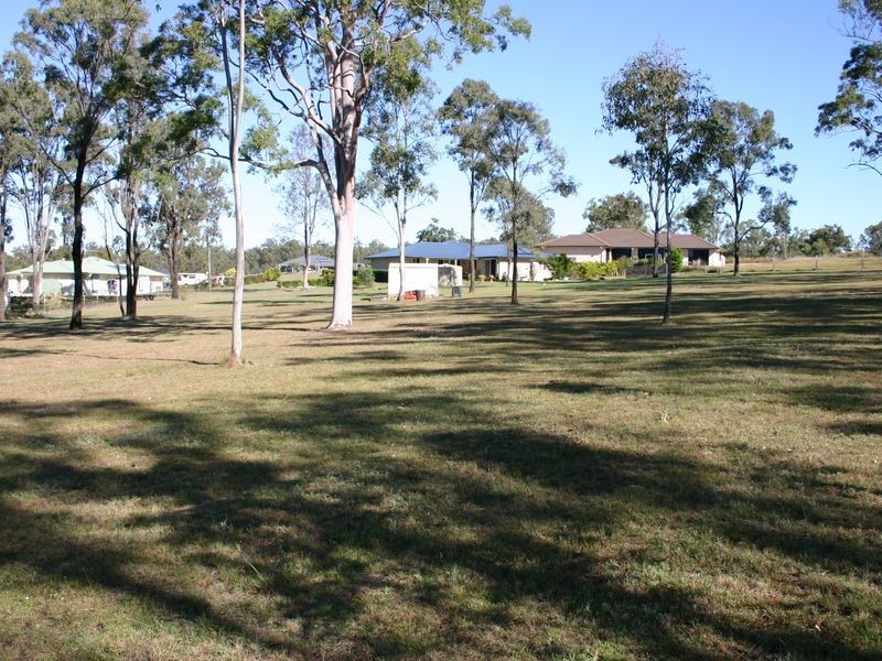 10 Senior Court, Kensington Grove QLD 4341