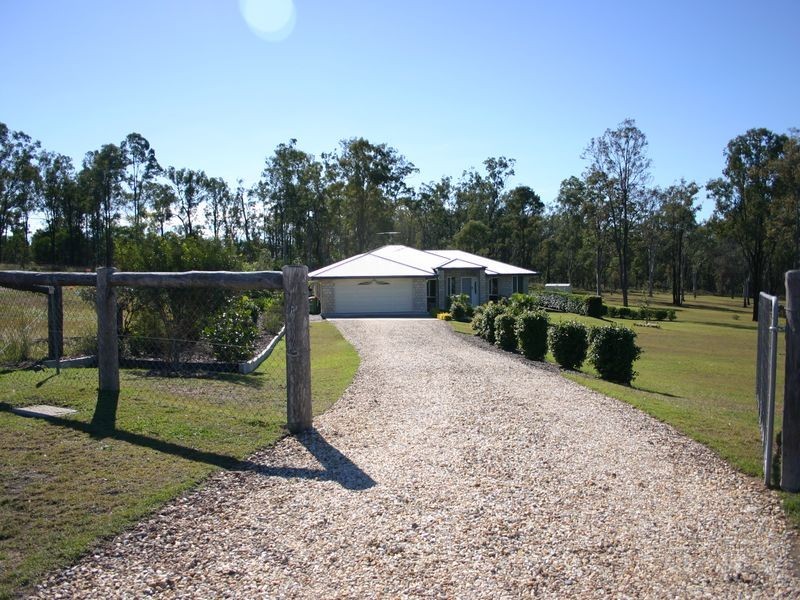 10 Senior Court, Kensington Grove QLD 4341