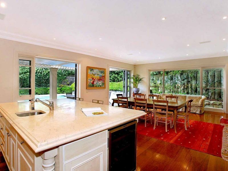 15 Drumalbyn Road, Bellevue Hill NSW 2023