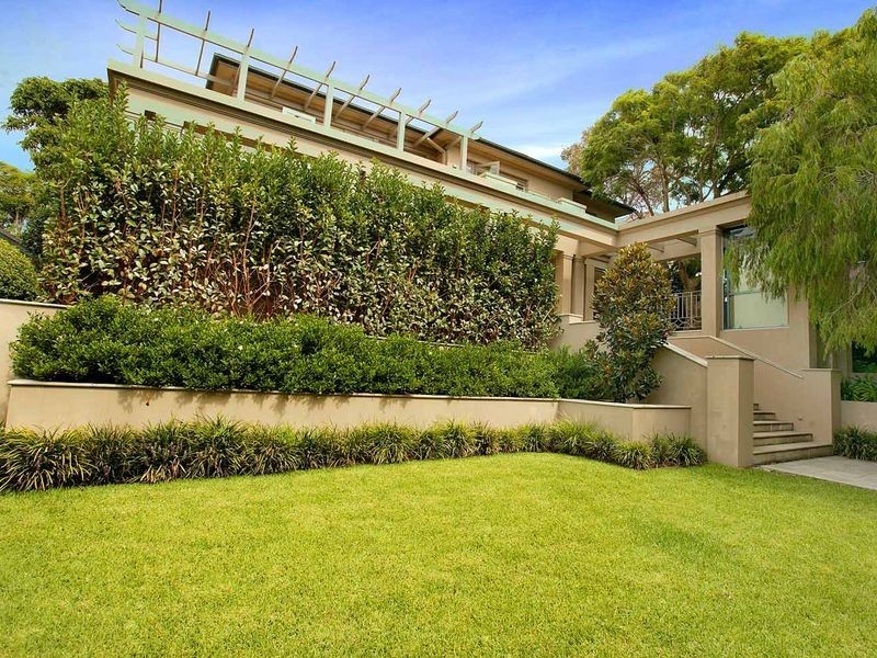 15 Drumalbyn Road, Bellevue Hill NSW 2023