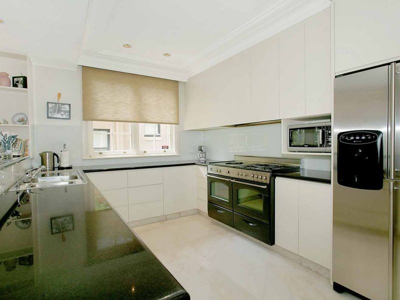 12 Drumalbyn Road, Bellevue Hill NSW 2023