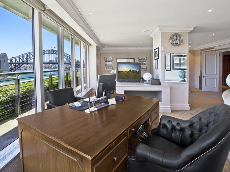 Level 11/1 Macquarie Street, Sydney NSW 2000