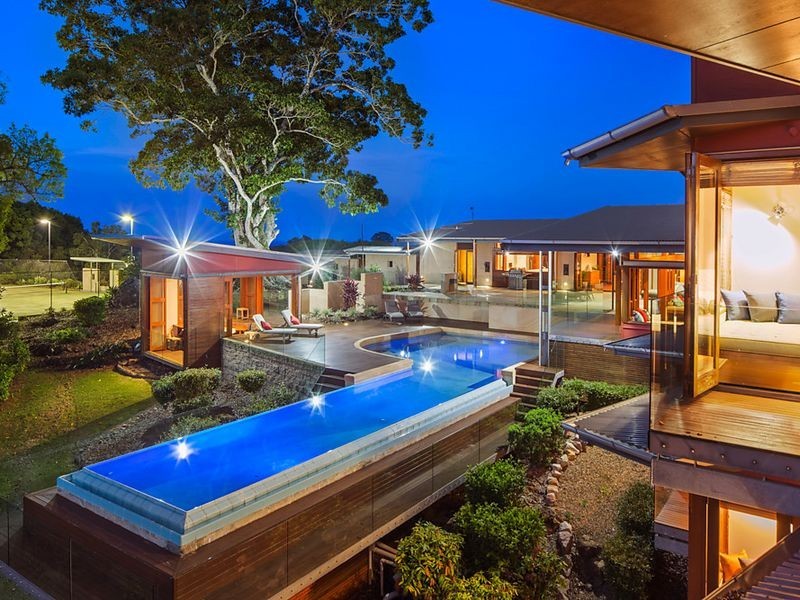 368 Dath Henderson Road, Tinbeerwah QLD 4563