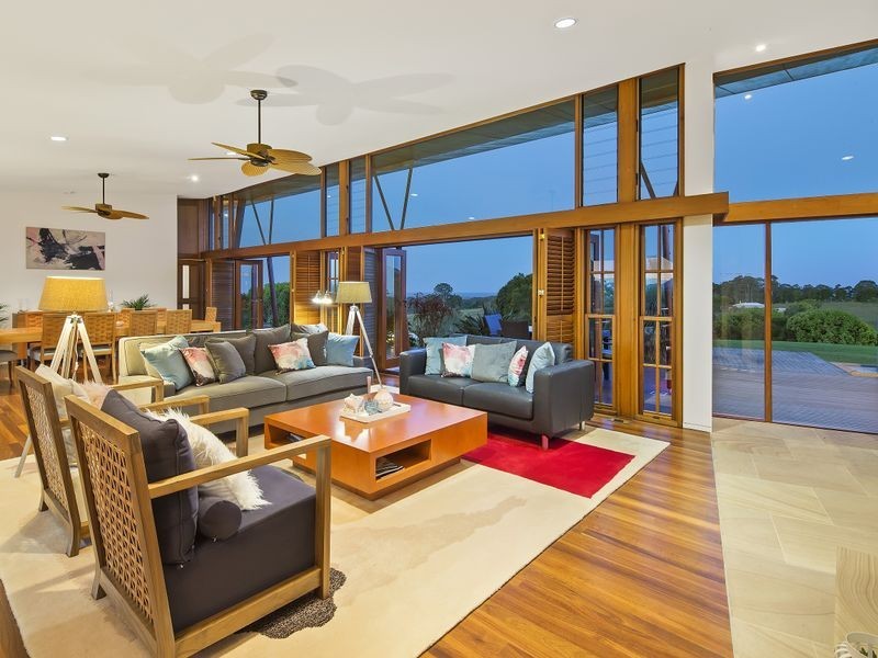 368 Dath Henderson Road, Tinbeerwah QLD 4563