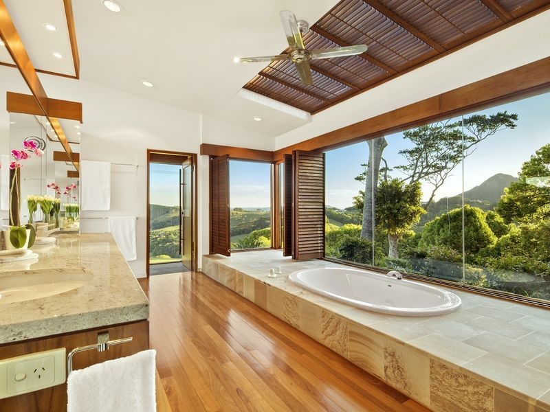 368 Dath Henderson Road, Tinbeerwah QLD 4563