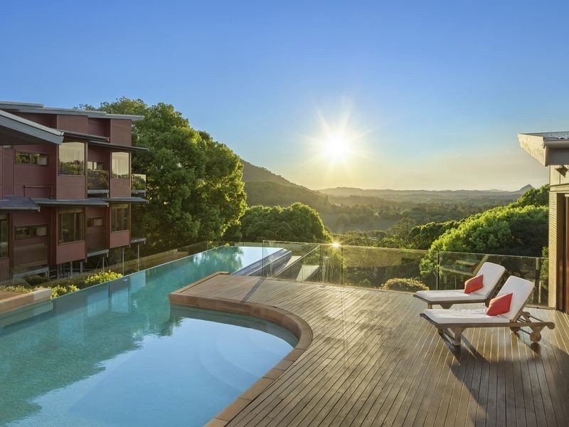 368 Dath Henderson Road, Tinbeerwah QLD 4563