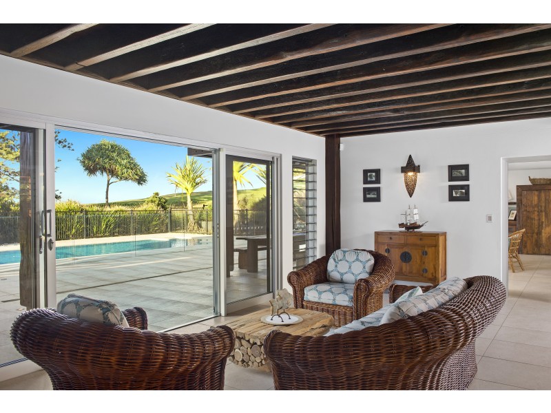 1 Rocky Point Road, Lennox Head NSW 2478