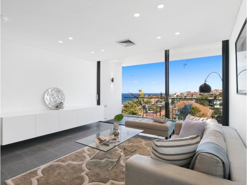 4/17 Wonderland Avenue, Tamarama NSW 2026