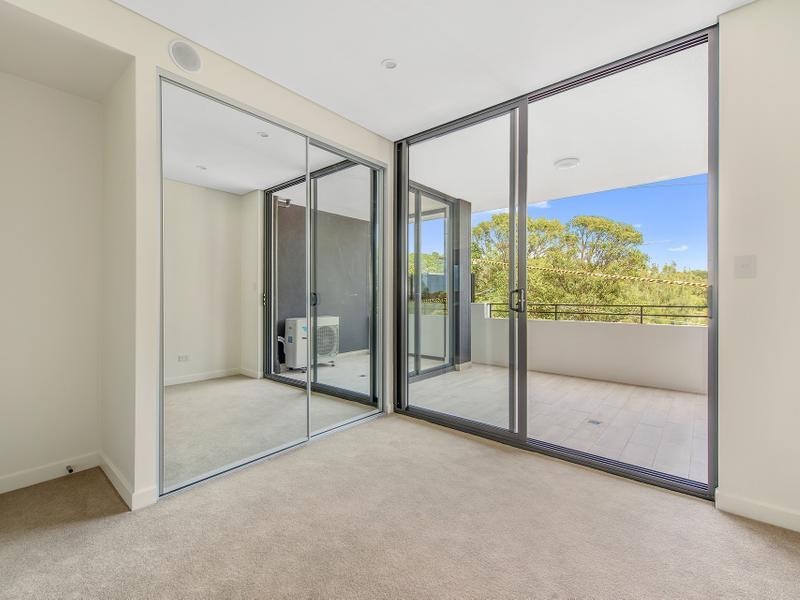136 Willarong Road, Caringbah NSW 2229
