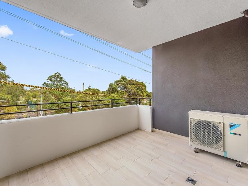136 Willarong Road, Caringbah NSW 2229