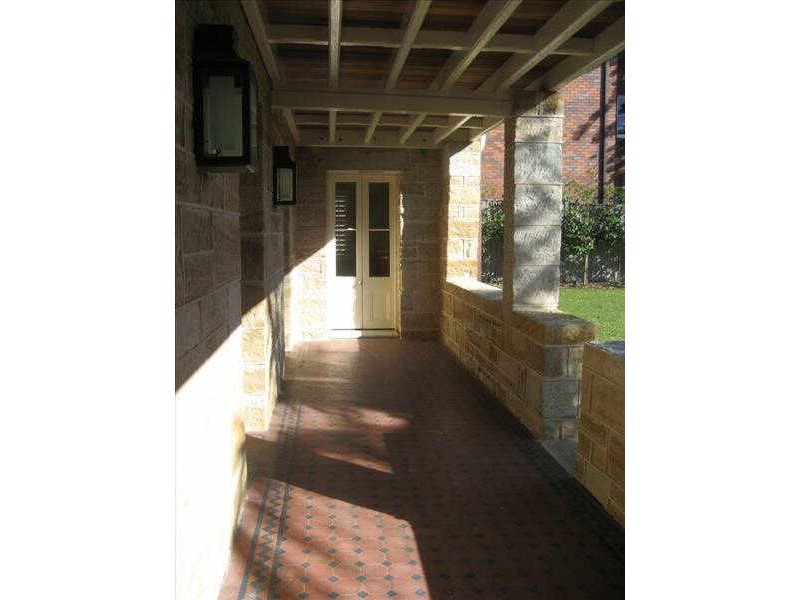 ., Woollahra NSW 2025