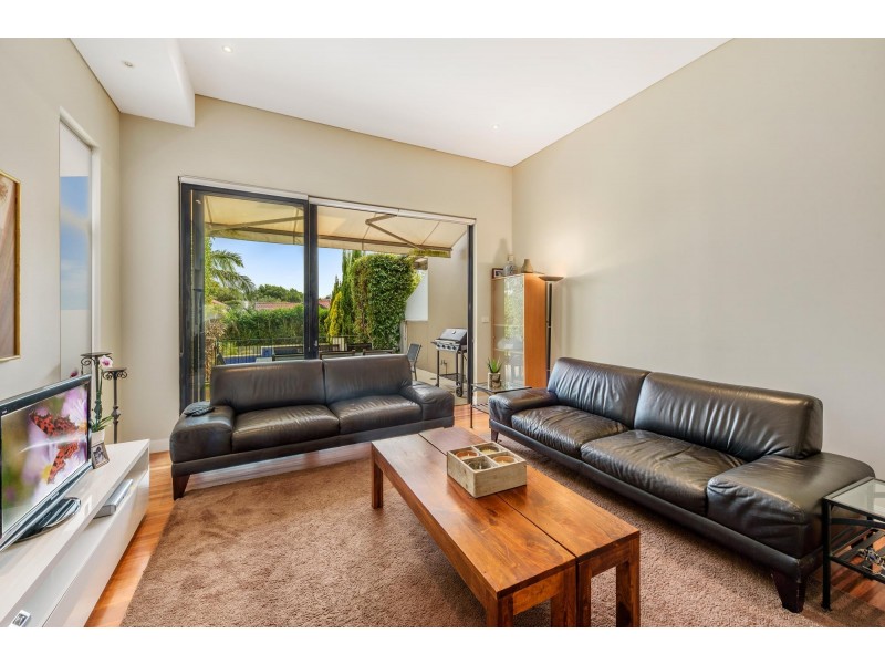 74 Gilgandra Road, North Bondi NSW 2026