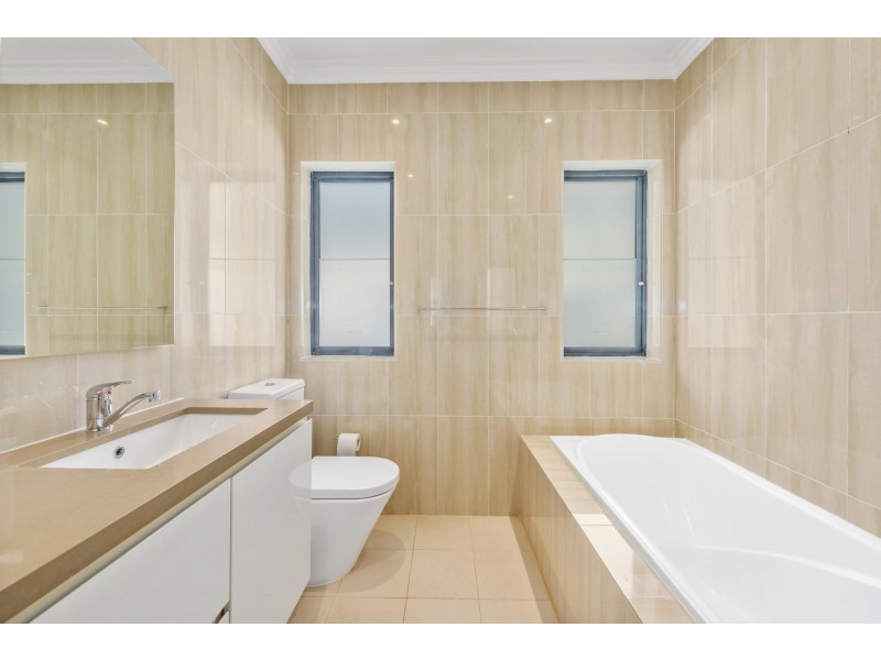 74 Gilgandra Road, North Bondi NSW 2026