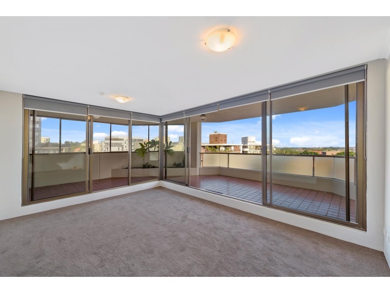 1 Hollywood Avenue, Bondi Junction NSW 2022