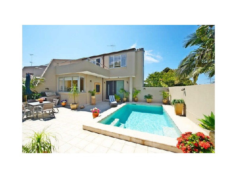 319a Edgecliff Road, Woollahra NSW 2025