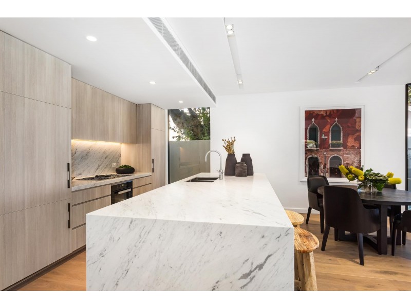 2/233 O’Sullivan Road, Bellevue Hill NSW 2023