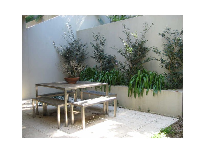 2/4 Palmerston Avenue, Bronte NSW 2024