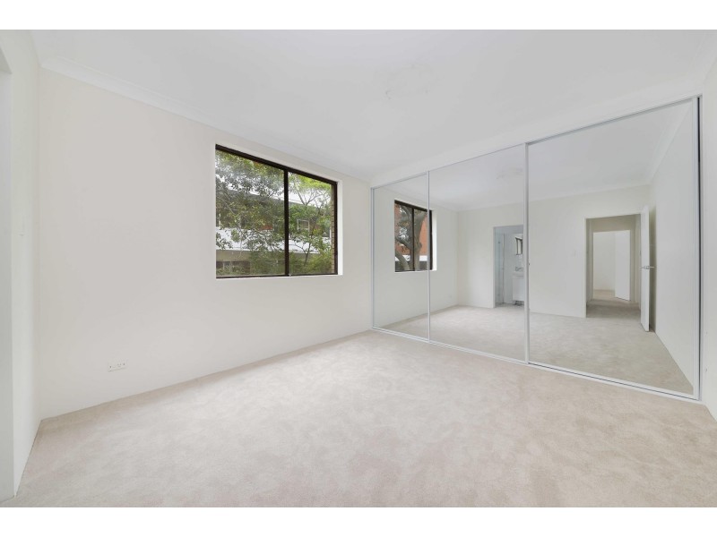 2/27 Penkivil Street, Bondi NSW 2026