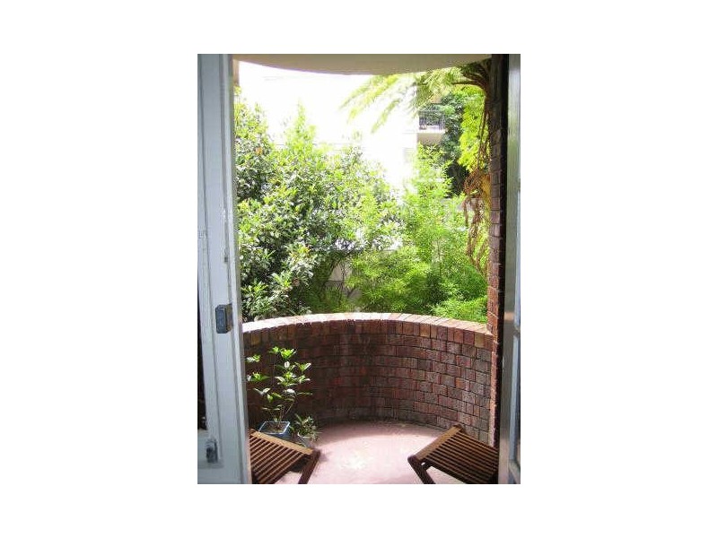 9/16 Yarranabee Road, Darling Point NSW 2027