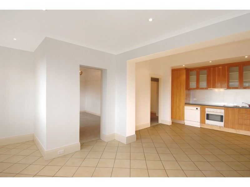 2/152 Old South Head Road, Bellevue Hill NSW 2023