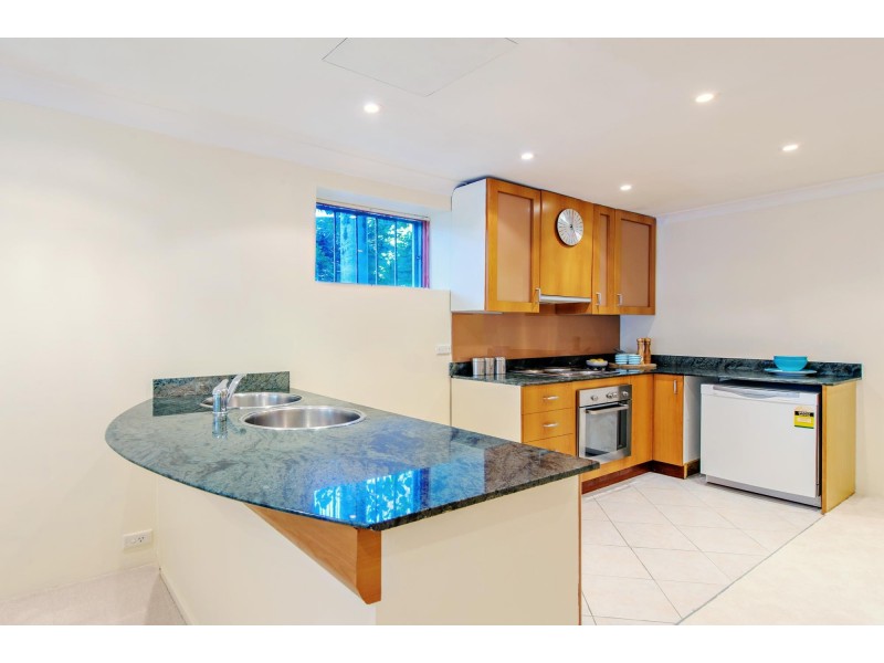 12/5 Campbell Parade, Bondi Beach NSW 2026