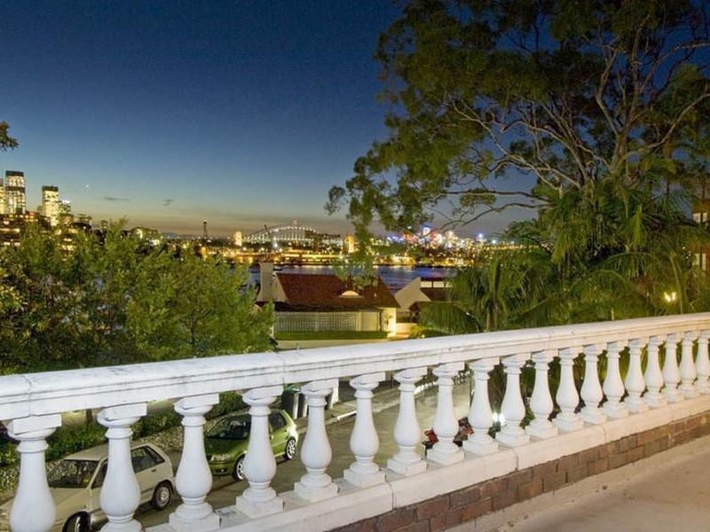 1/18 Yaranabbe Road, Darling Point NSW 2027