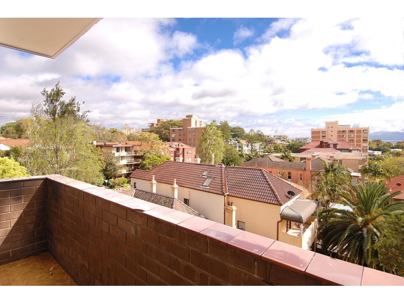 8/20 Penkivil Street, Bondi NSW 2026