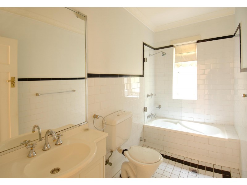 1/32 Benelong Cresent, Bellevue Hill NSW 2023