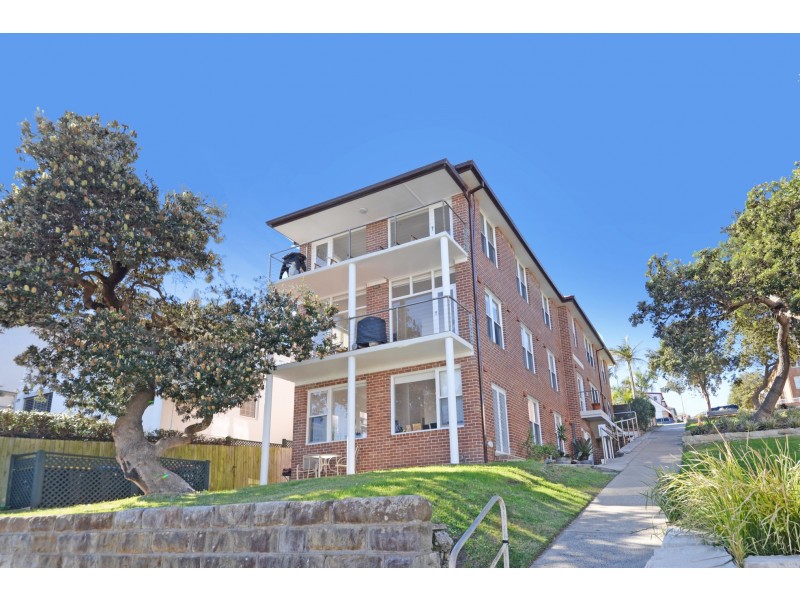 2/152 RAMSGATE AVENUE, North Bondi NSW 2026
