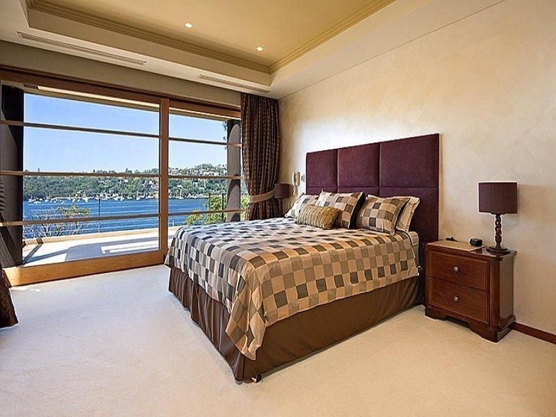 1 The Tor Walk, Castlecrag NSW 2068