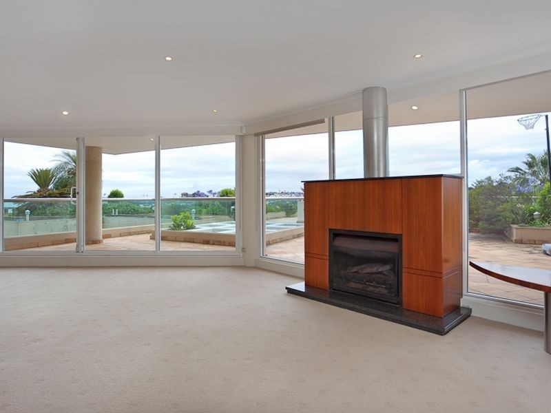 2/8 Mitchell Rd, Darling Point NSW 2027