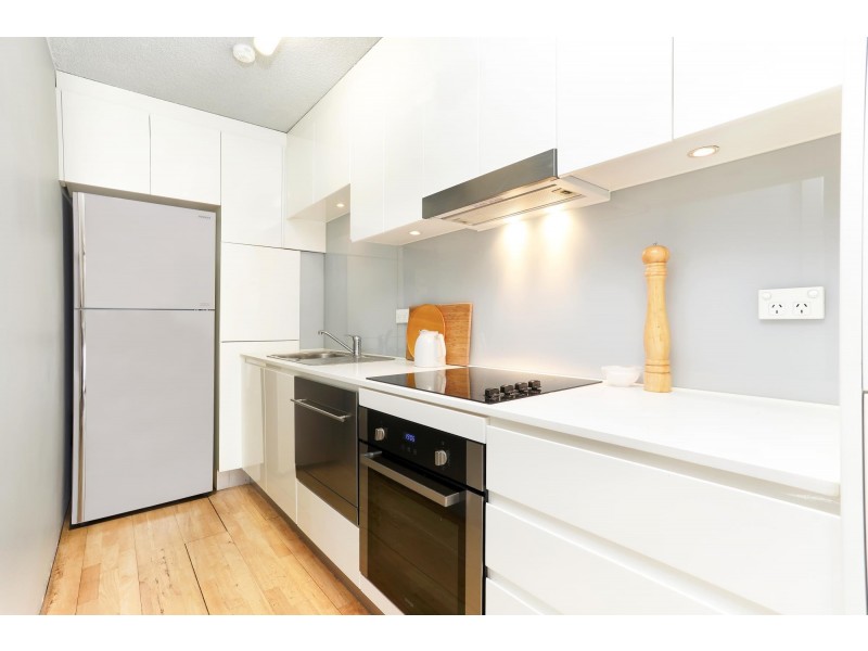 8/41-49 Roslyn Gardens, Elizabeth Bay NSW 2011