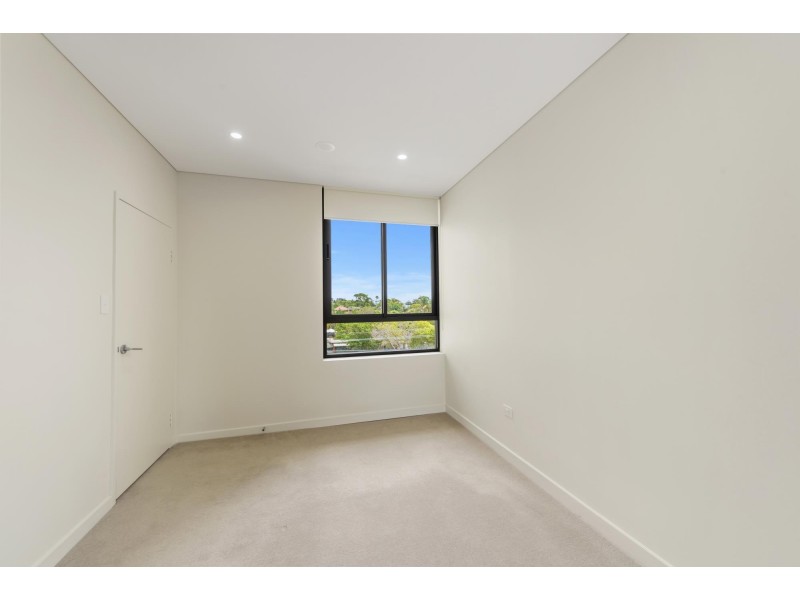 303/320 Taren Point Road, Caringbah NSW 2229