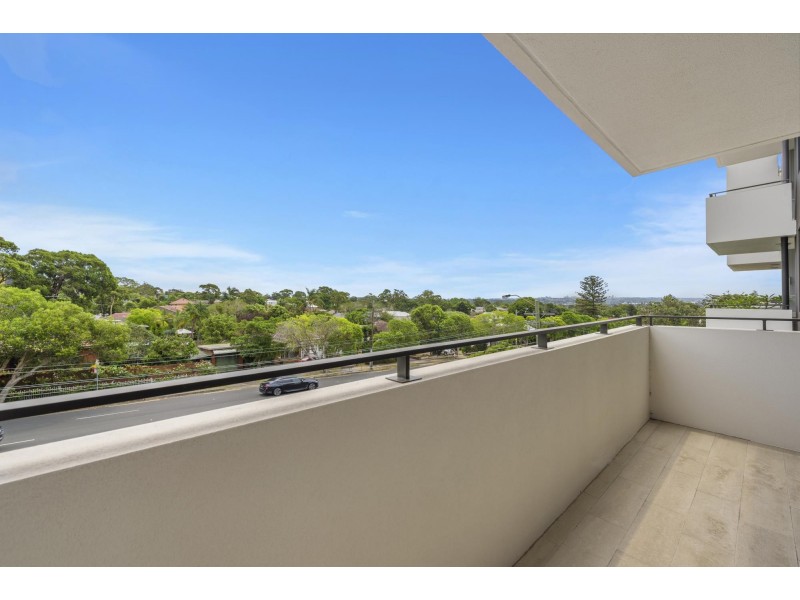 303/320 Taren Point Road, Caringbah NSW 2229