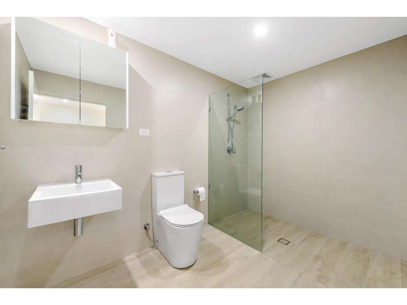 304/320 Taren Point Road, Caringbah NSW 2229