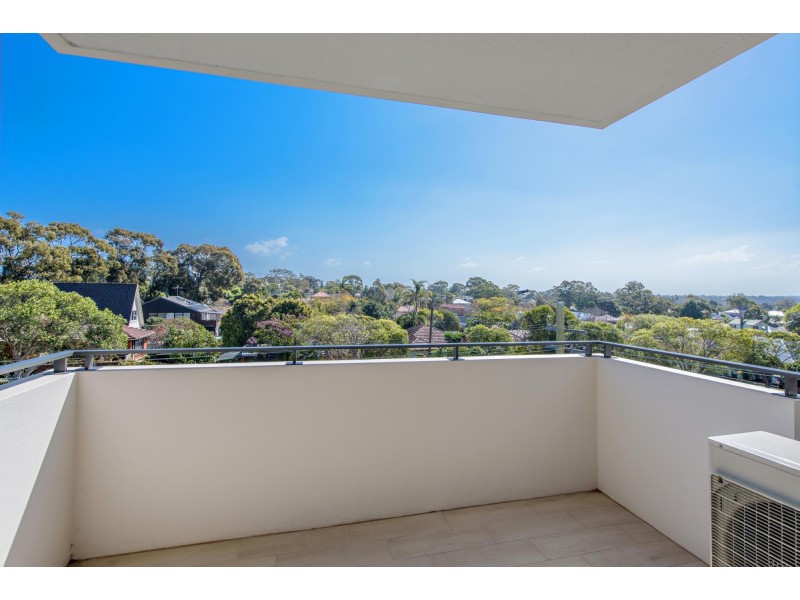 304/320 Taren Point Road, Caringbah NSW 2229