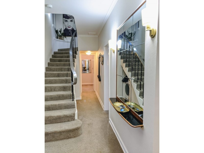 5/3 Trelawney Street, Woollahra NSW 2025