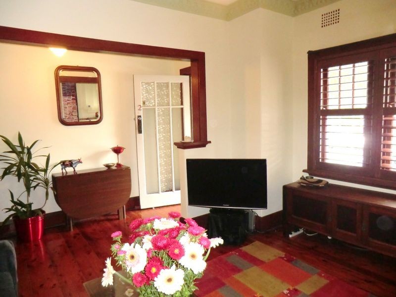 2/70 Canonbury Grove, Dulwich Hill NSW 2203