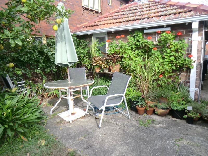 2/70 Canonbury Grove, Dulwich Hill NSW 2203