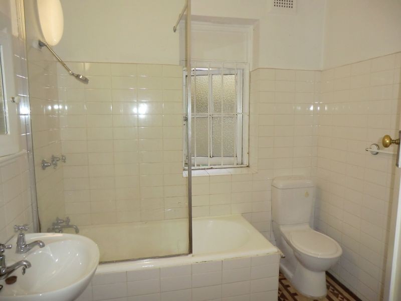 2/13-17 Hughes Street, Potts Point NSW 2011