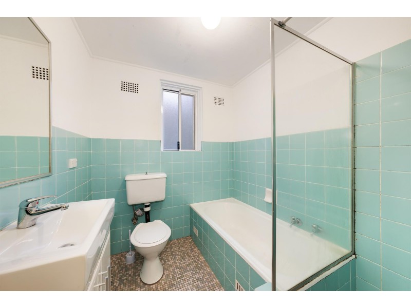 2/122 Bondi Road, Bondi NSW 2026