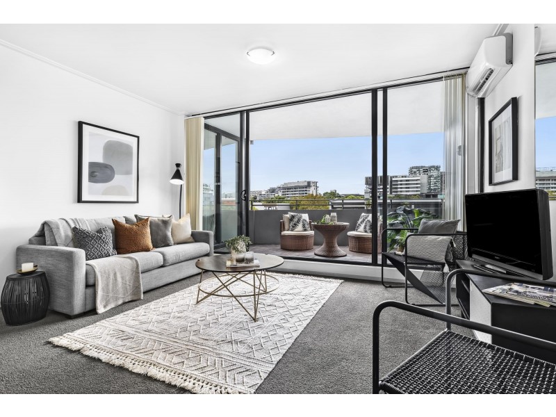 F604/7 Hunter Street, Waterloo NSW 2017