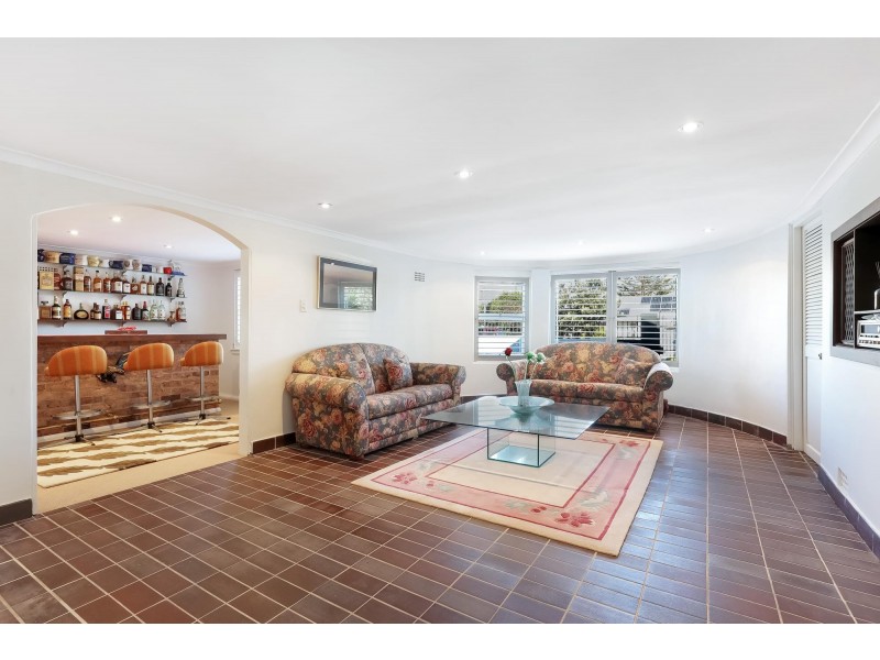 4 Douglas Parade, Dover Heights NSW 2030