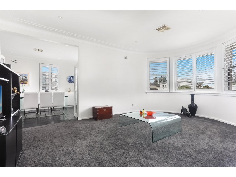 4 Douglas Parade, Dover Heights NSW 2030