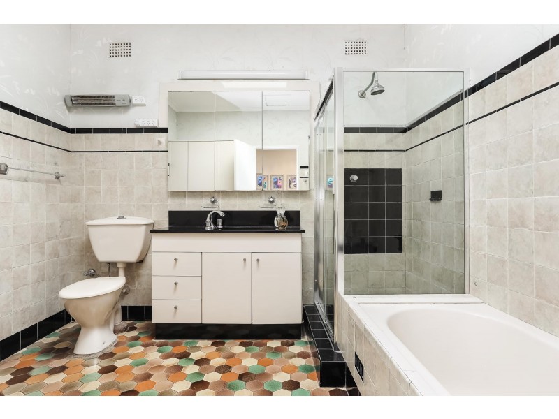 4 Douglas Parade, Dover Heights NSW 2030