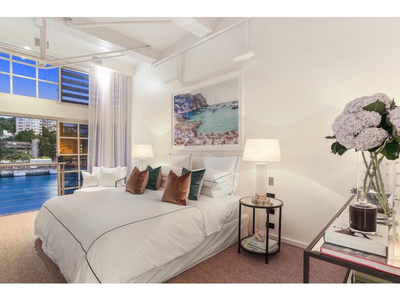 327/6E Cowper Wharf Roadway, Woolloomooloo NSW 2011