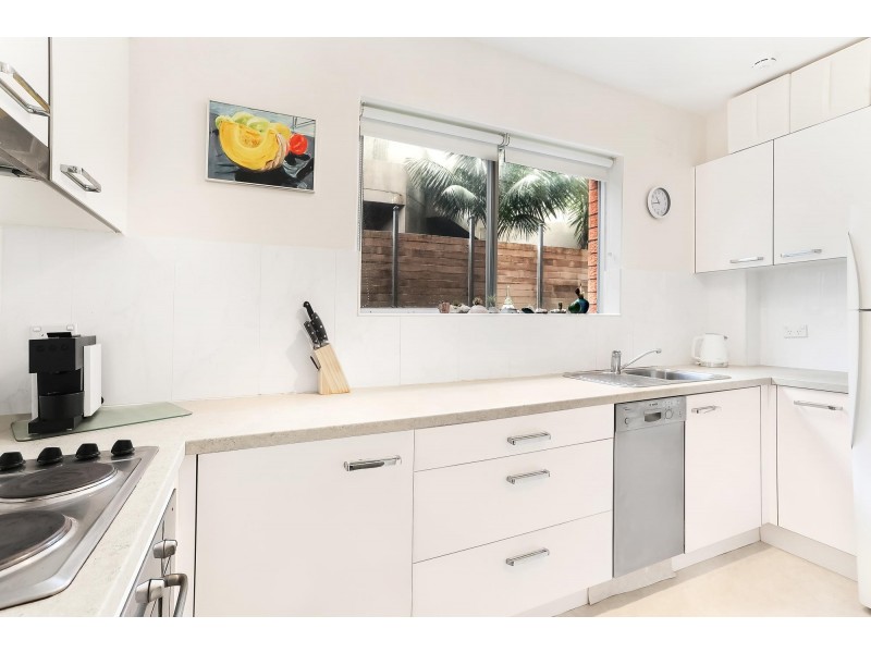 2/24 Diamond Bay Road, Vaucluse NSW 2030