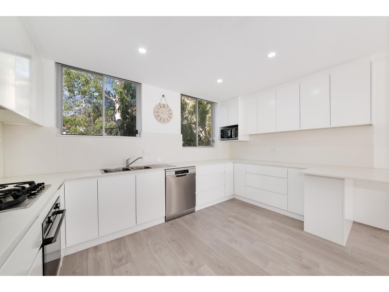 40/15 Wallis Parade, North Bondi NSW 2026